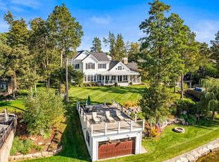 3005 N Silver Cedar Rd, OCONOMOWOC, WI 53066