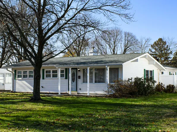 3076 Davis Dr, Indianapolis, IN 46221