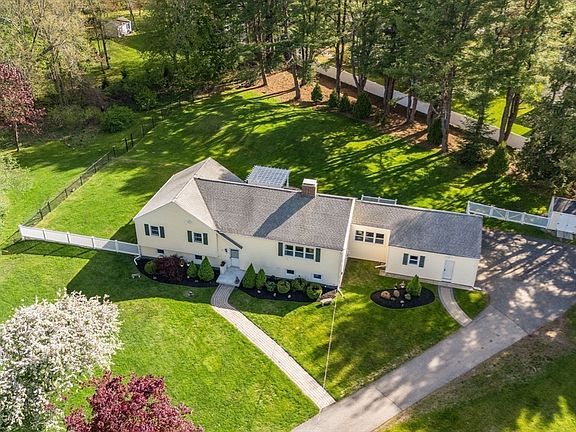 4th image of 13 Pinecrest Rd