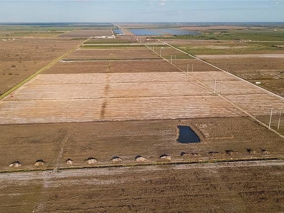 4th image of 6536 5th Rd