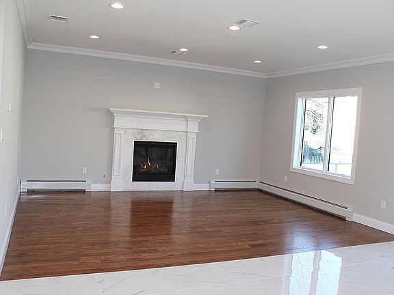 5th image of 1017 Edgegrove Ave