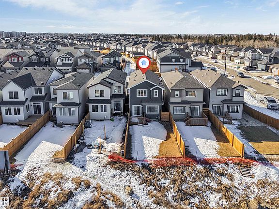 3rd image of 407 Conroy Cres SW