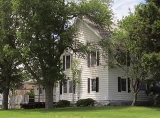 2537 150th Ave, Manchester, IA 52057