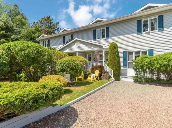 439 Park St, Kentville, NS B4N 1M5