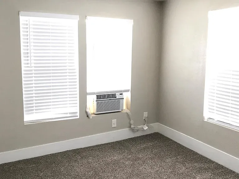 216 W Republic Ave #4 — Photo 7