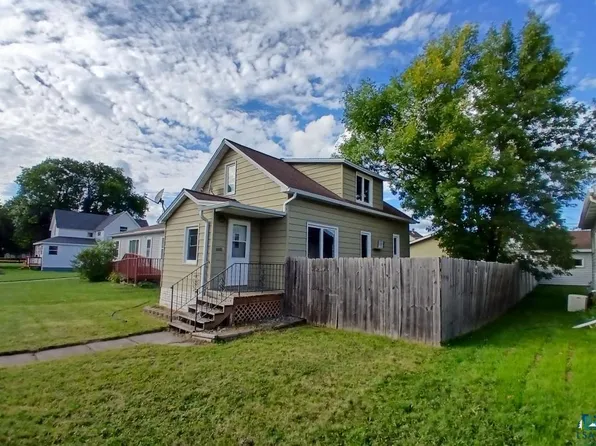 112 W 3rd Ave N, Aurora, MN 55705