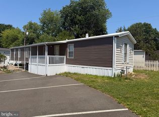 7913 Stork Rd, Alexandria, VA 22306