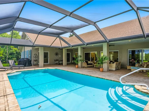 2100 Seminole Shores Ln, Vero Beach, FL 32963