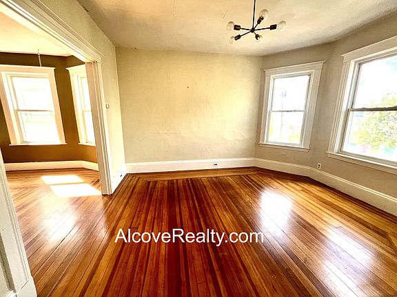 4th image of 48 Gold Star Rd #1