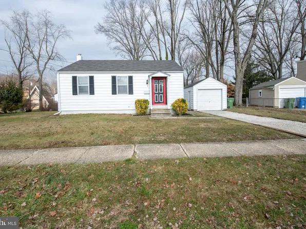 4 Edison Rd, Cherry Hill, NJ 08034