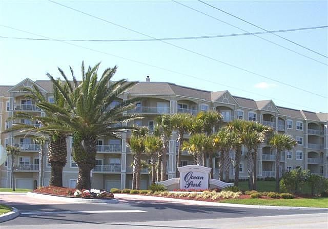 1st image of 403 Tarpon Ave APT 417