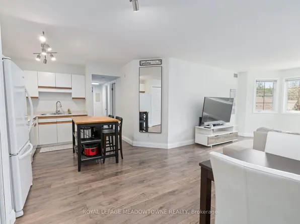 264 Alma St #301, Guelph/eramosa, ON N0B 2K0