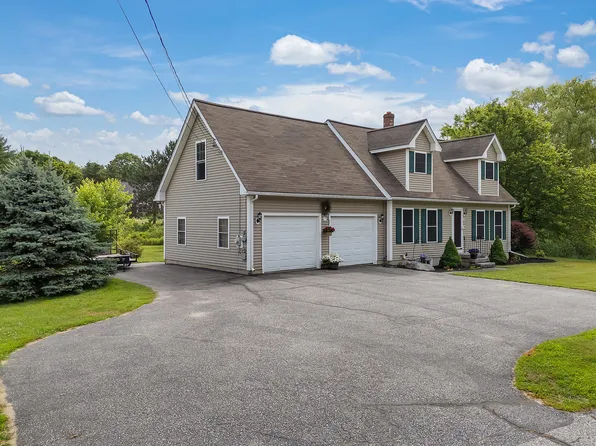 38 Fairview Avenue, Auburn, ME 04210