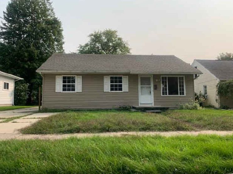 1st image of 335 Bruce St