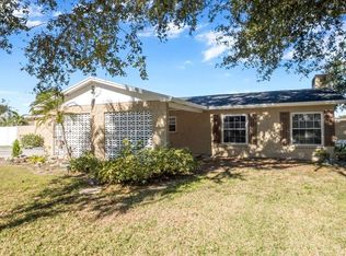 520 Rooks Rd, Seffner, FL 33584