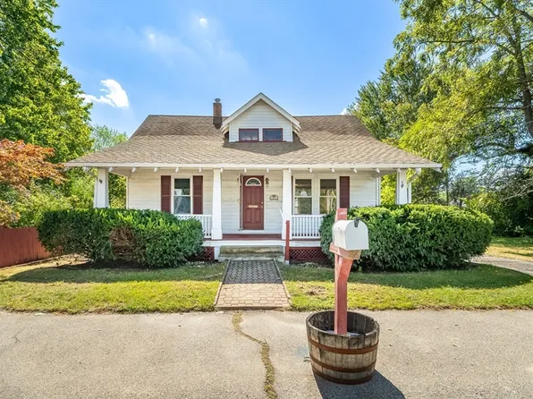 79 Central Ave, Seekonk, MA 02771
