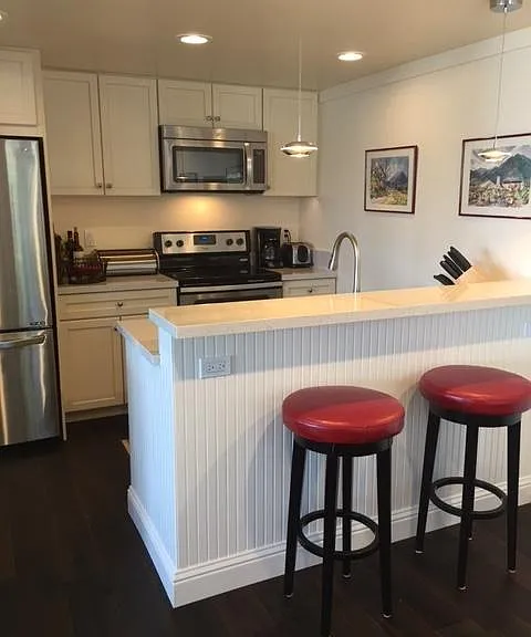 28 Alexander Ave — Photo 5