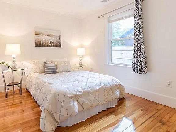 5th image of 84 Baker Ave