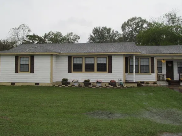 220 Ford Dr, Petal, MS 39465