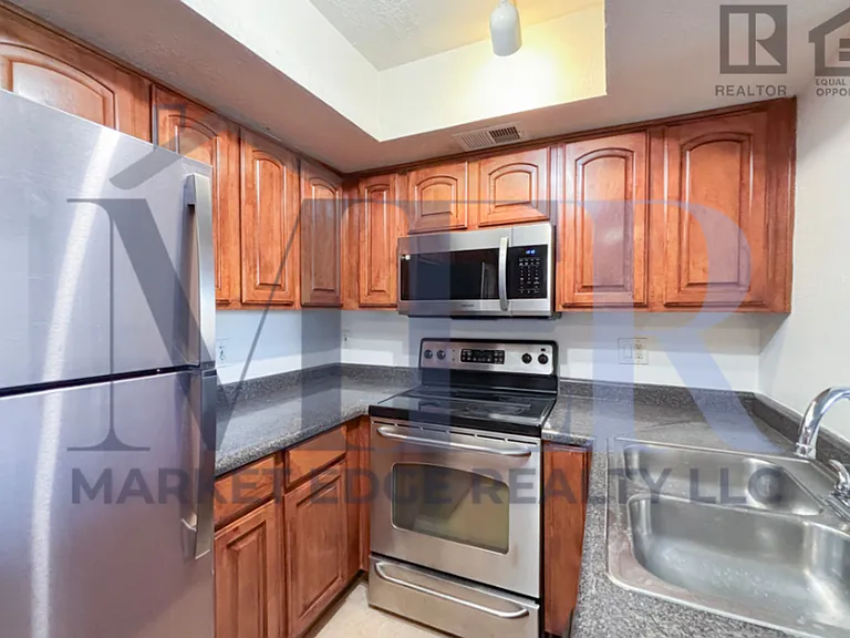 3601 W Tierra Buena Ln #240 — Photo 1