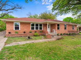 729 Town Creek Dr, Dallas, TX 75232