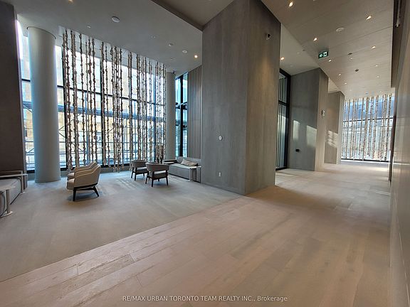 4th image of 55 Cooper St #Penthouse 112
