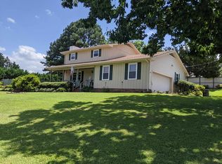 809 W Waugh St, Dalton, GA 30720