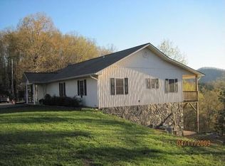 195 Midway Dr, Bryson City, NC 28713