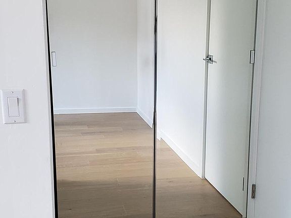 5th image of 2461 Workman St APT 1