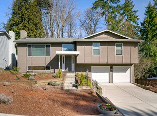 17234 NE 16th Pl, Bellevue, WA