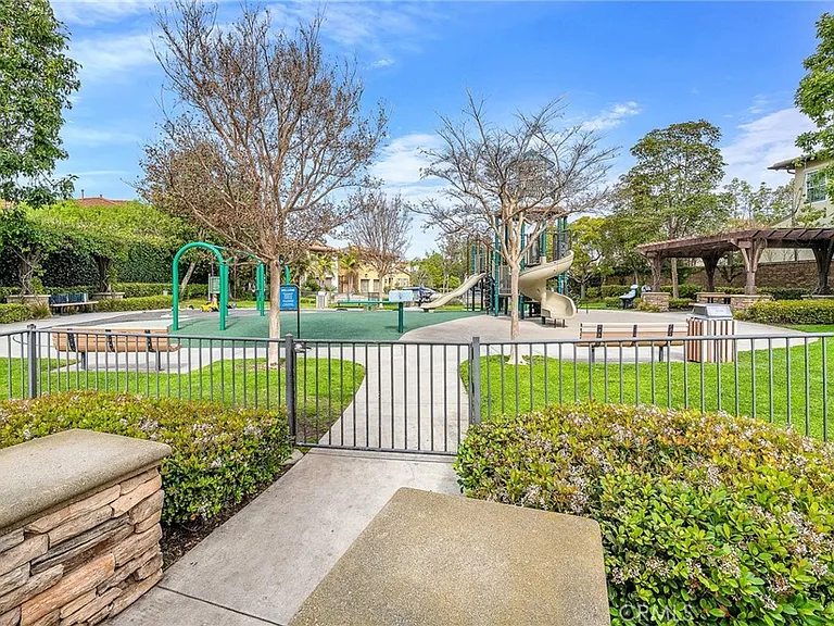 8001 Ocean Bluff Dr — Photo 40