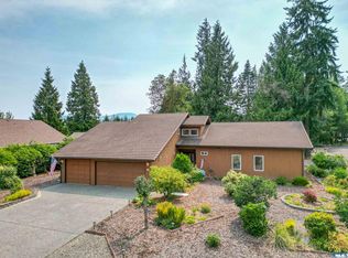 61 Madrona Ter, Sequim, WA 98382