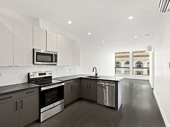 2nd image of 2505 3rd Ave #3-A