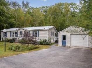 1 Santis Way, Wolfeboro, NH 03894