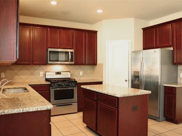 24834 Colonial Maple Dr