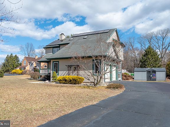 3rd image of 2353 Conley Dr