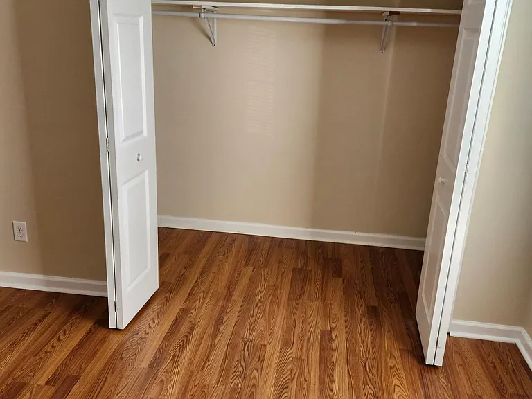 146 Landings Dr #5 — Photo 11