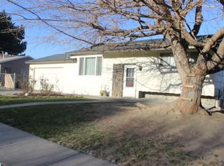 2227 S Fruitland St, Kennewick, WA 99337