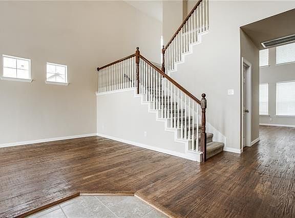 4th image of 10106 Fairway Vista Dr