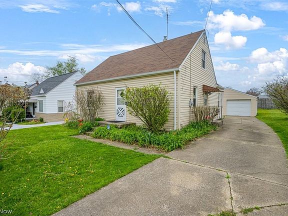 4th image of 819 E Archwood Ave