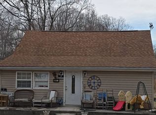 305 Periwinkle Rd, Eden, NC 27288