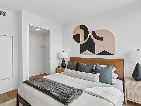 4th image of 55 Willoughby St #30F