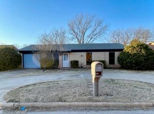 209 Rachael Rd, Mcgregor, TX 76657