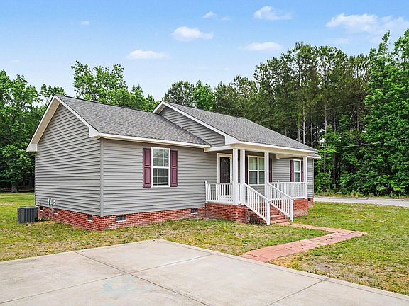 2nd image of 7261 Clara St