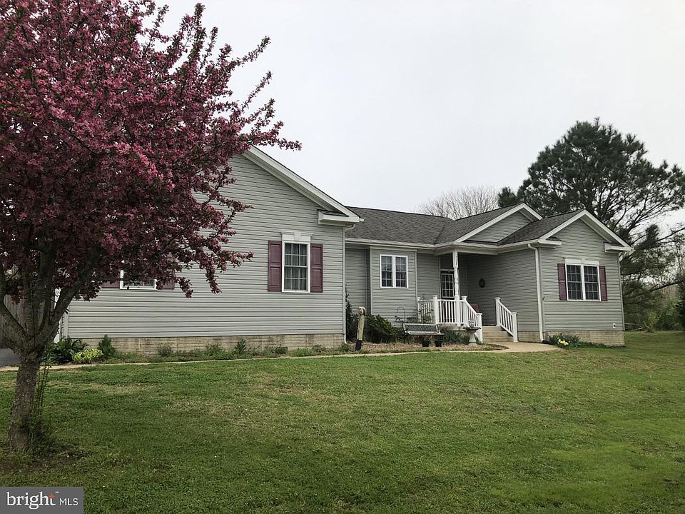 1st image of 7285 Calvin Ln