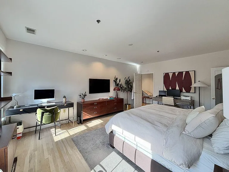 99 Park Ave #4B — Photo 11