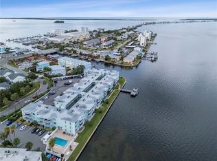 464 N Paula Dr #211, Dunedin, FL 34698