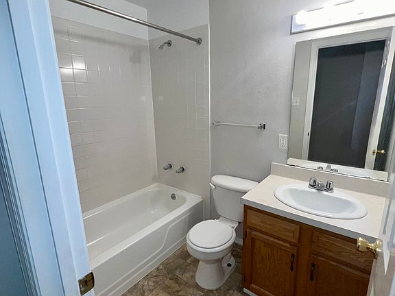 5th image of 3144 Waycross Dr