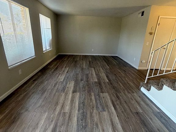 3rd image of 149 Patricia Ln