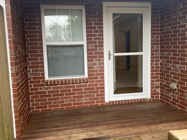 107 N Gunter St APT A, Siloam Springs, AR 72761